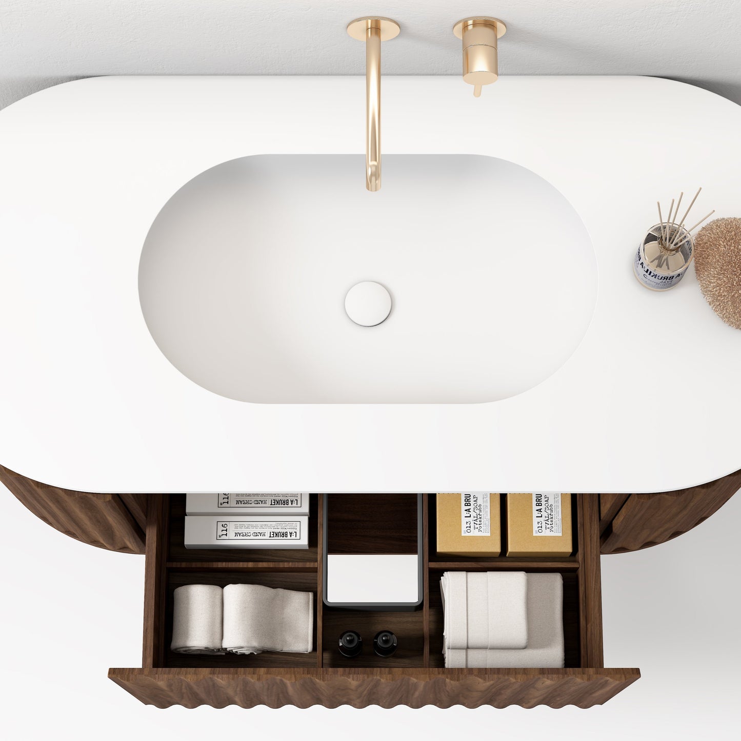 Nordic shape 100 valnøtt med servant u/speil